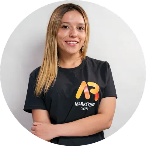 Alejandra Espinoza, Community Manager